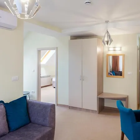 Livade Hotel 3*